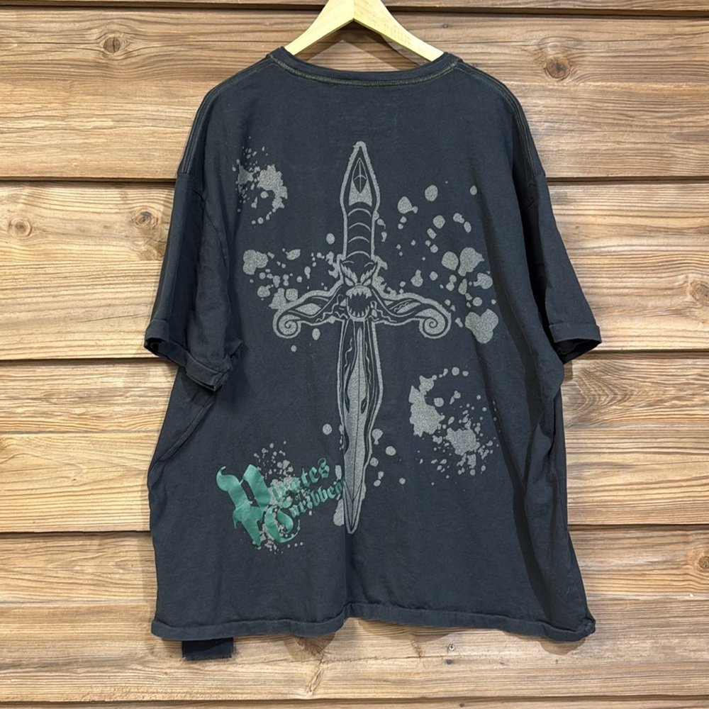 Disney Store Pirates of the Caribbean Tee - Picture 4 of 7